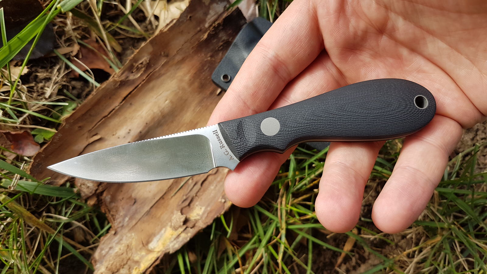 Hollow Grind - Black Widow designed by Daniel Crotts